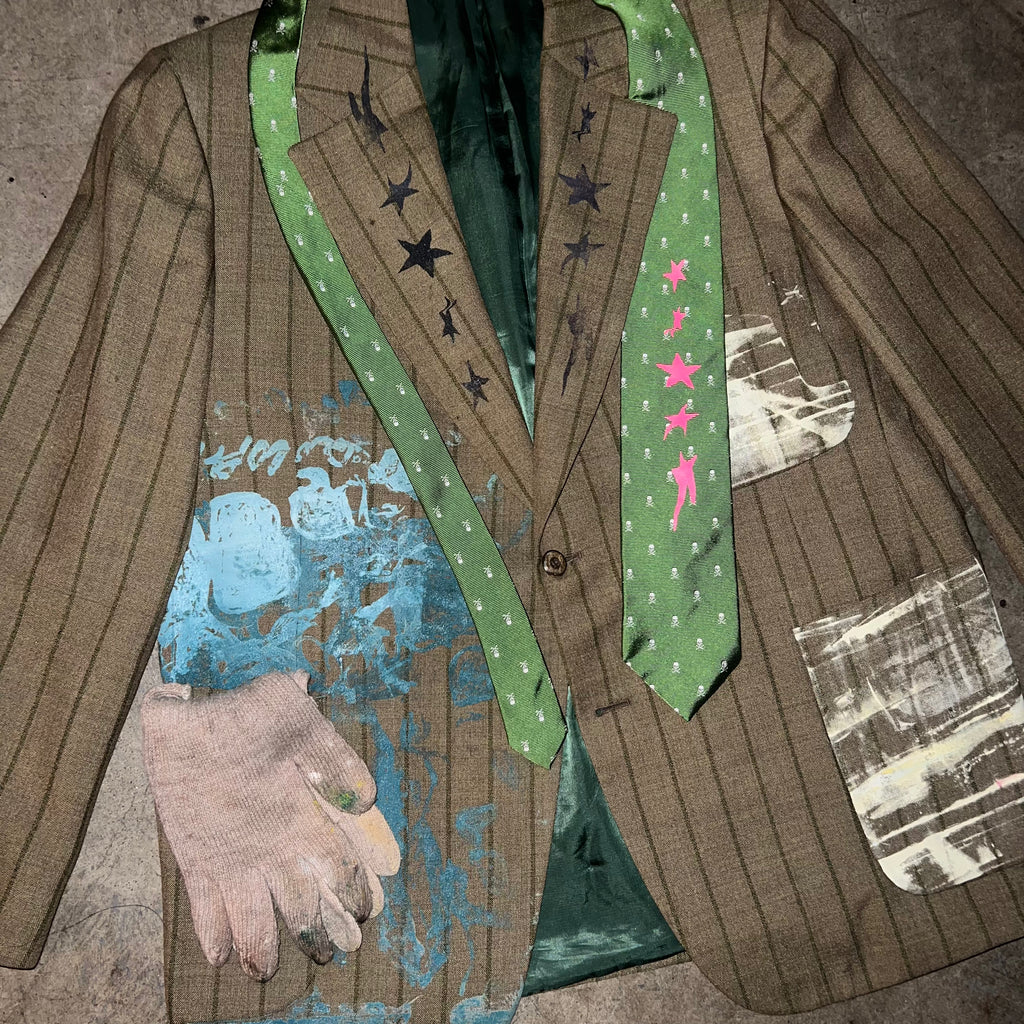 1:1 BLAZER + SKIRT + TIE
